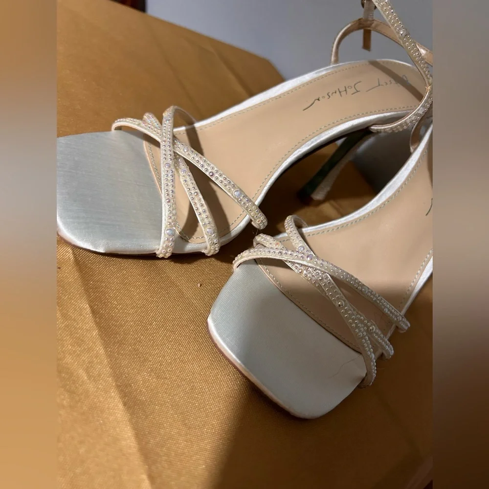 Betsey Johnson Strappy Gold Heels • Size 7.5 (true to size) - Picture 13 of 15